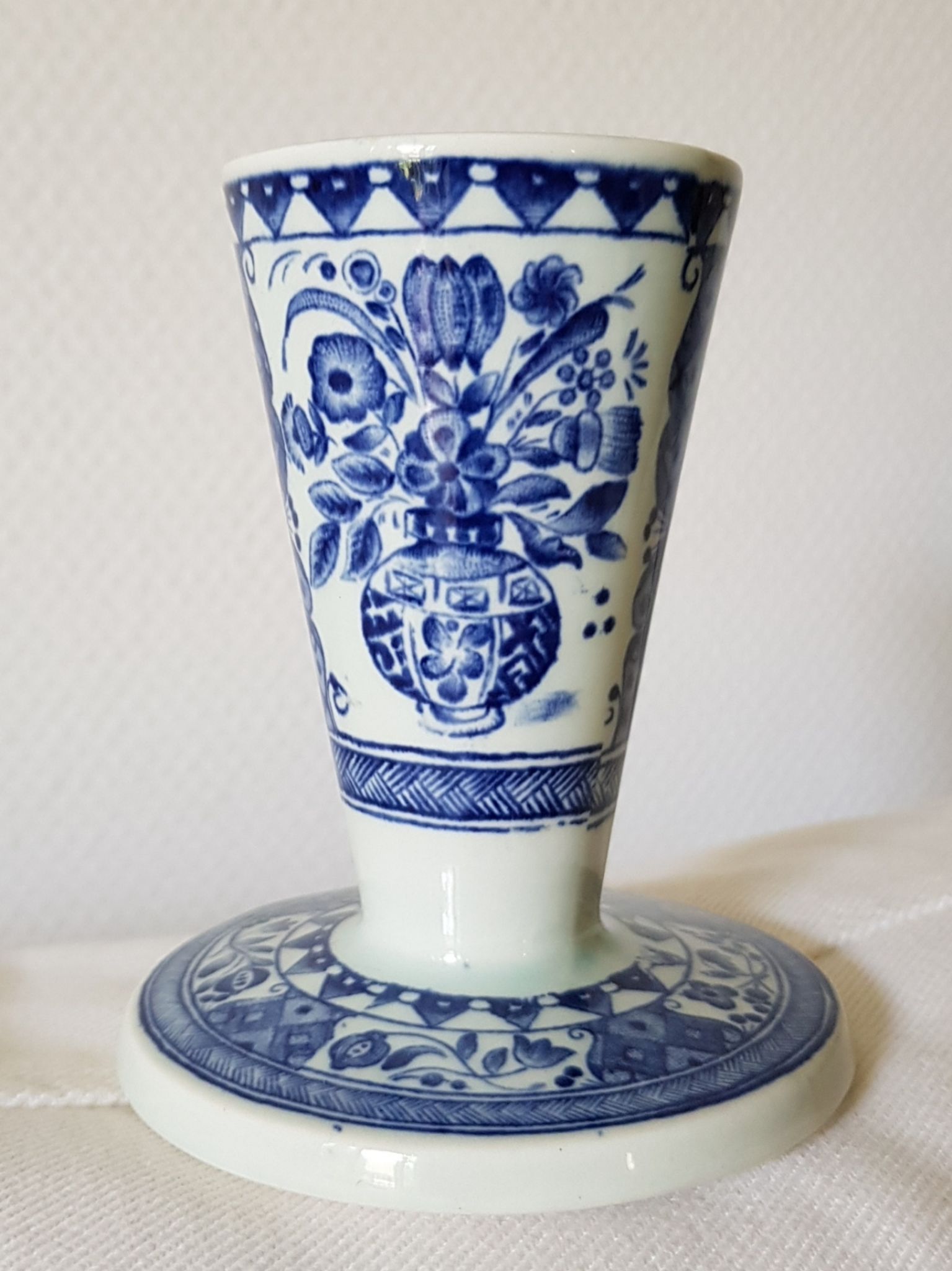 Bougeoir bleu blanc, Sphinx Royal Maastricht