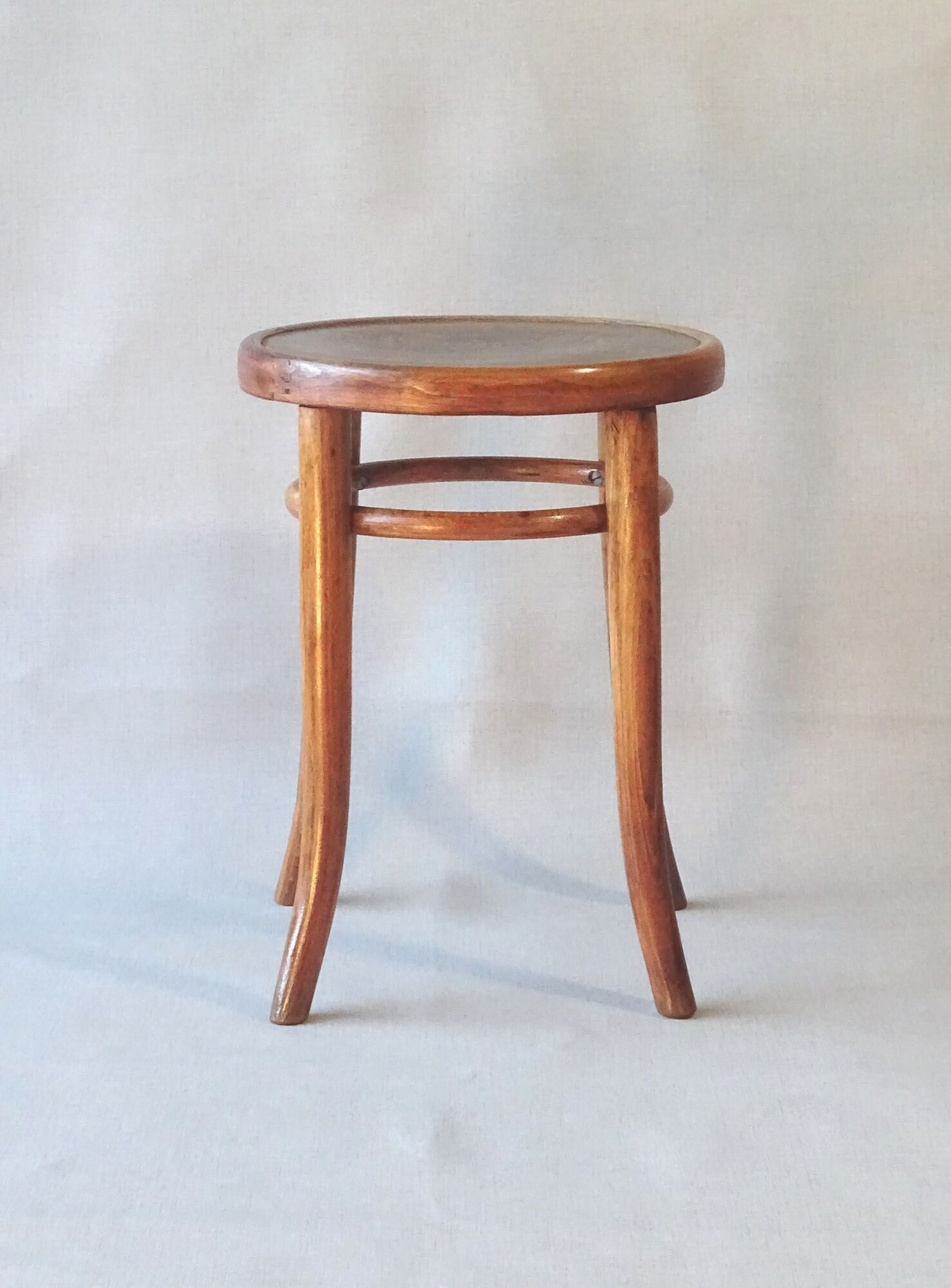 Thonet stool No.1 wooden seat Art Nouveau 1910