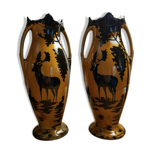 Paire de vases orchies signés