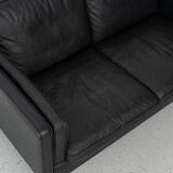 Stouby black leather sofa