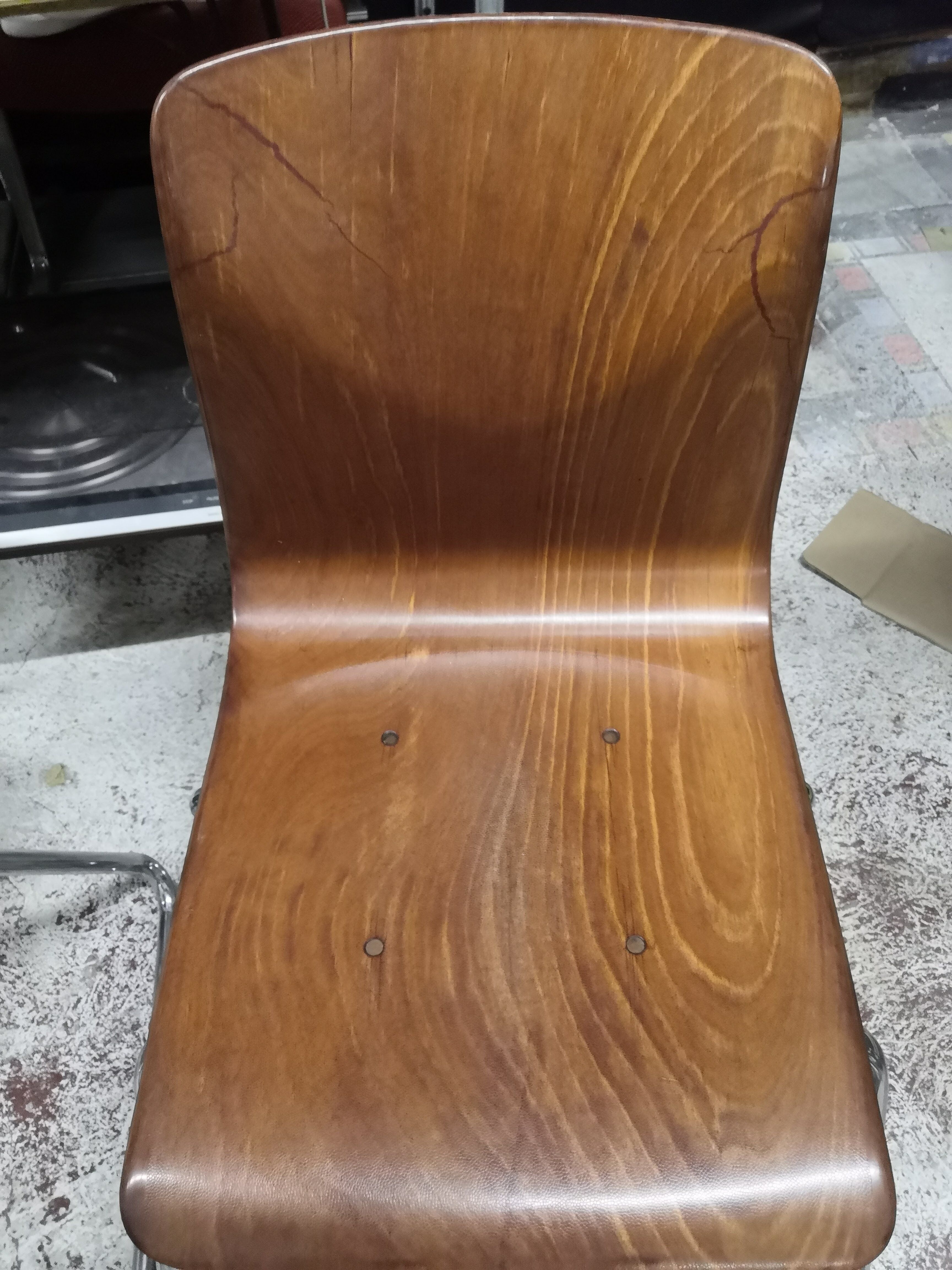 9 Pagholz Thur-Op-Seat chairs