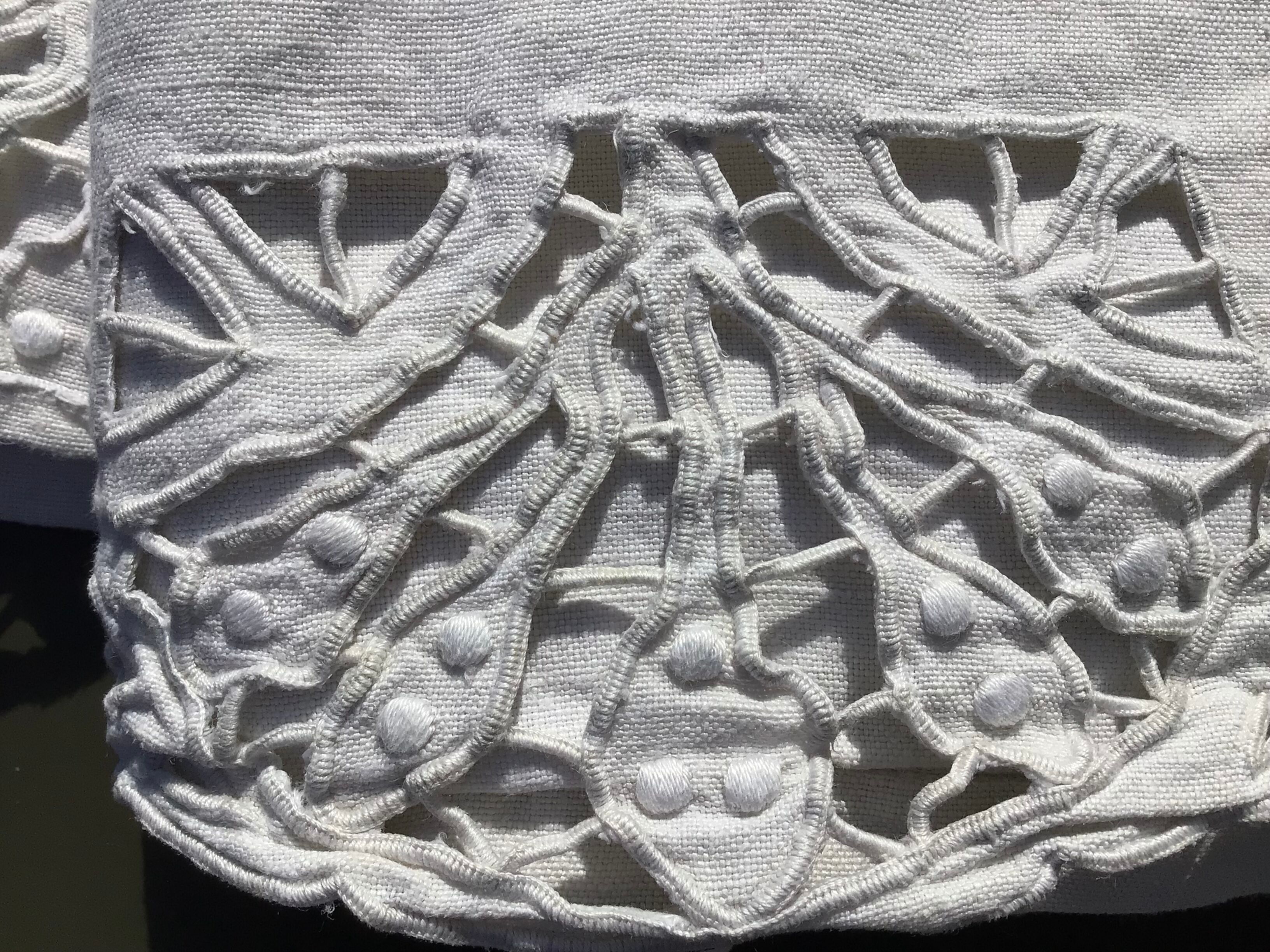 Sheet 2 places linen AA embroidery Richelieu antique