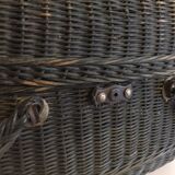 Chicken basket called Bressan