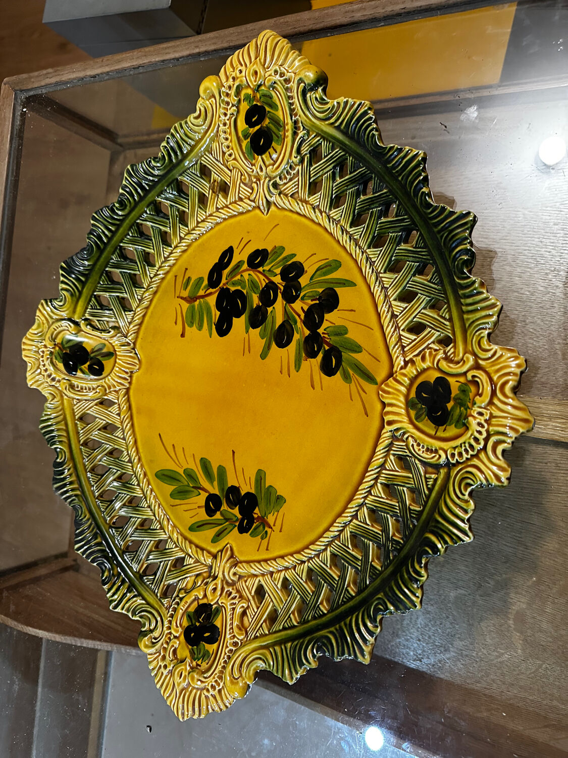 Ceramic plate Vallauris - Pierced decoration Olives - 1950s