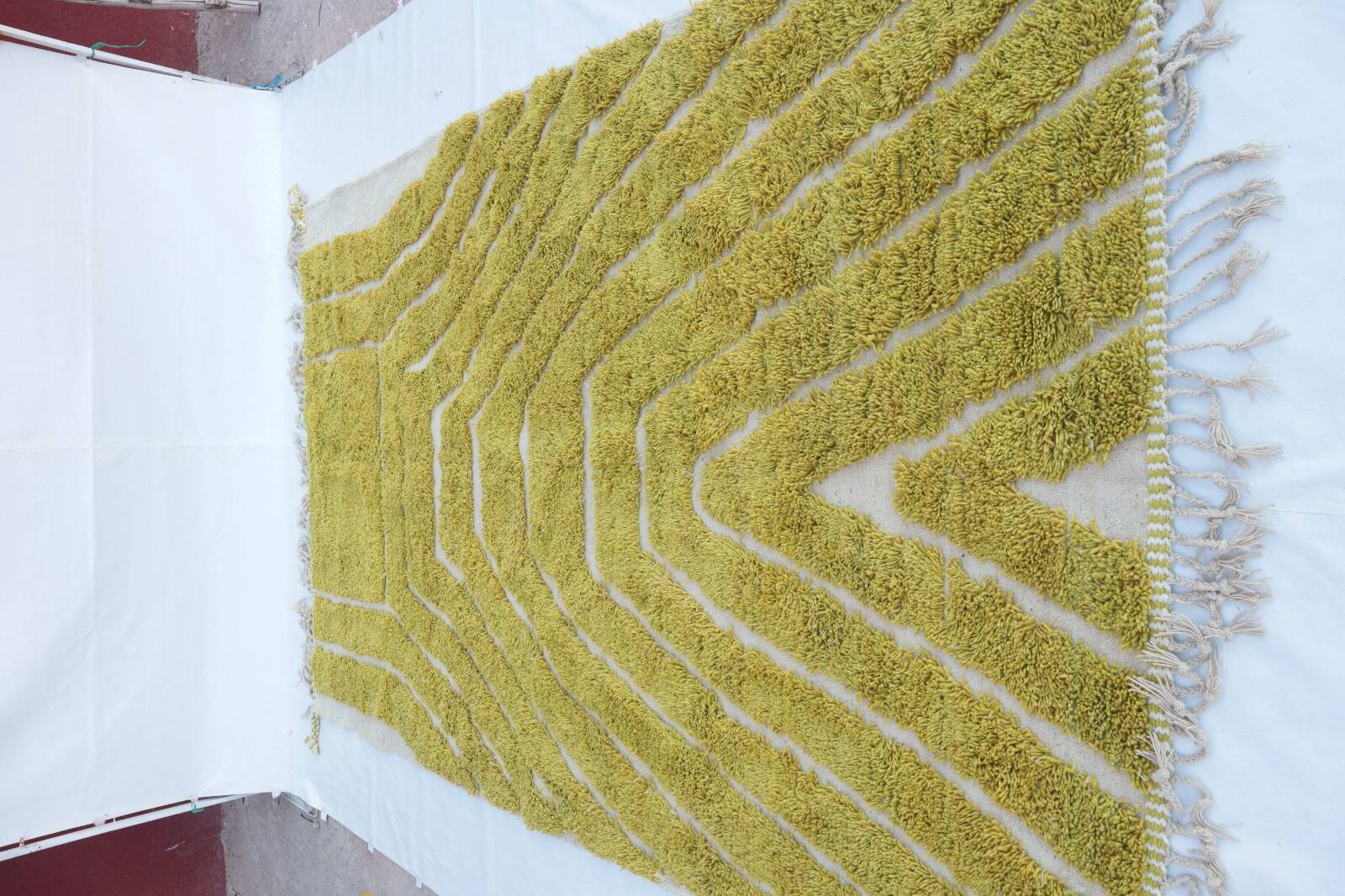 Handmade Moroccan Berber rug 300 x 200 cm