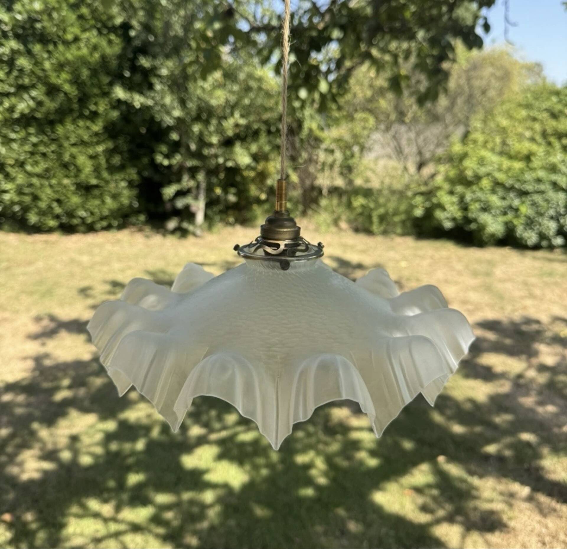 Vintage lampshade lace pleated transparent glass claw