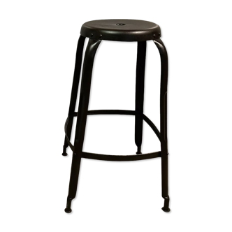 1 tabouret industriel de bar