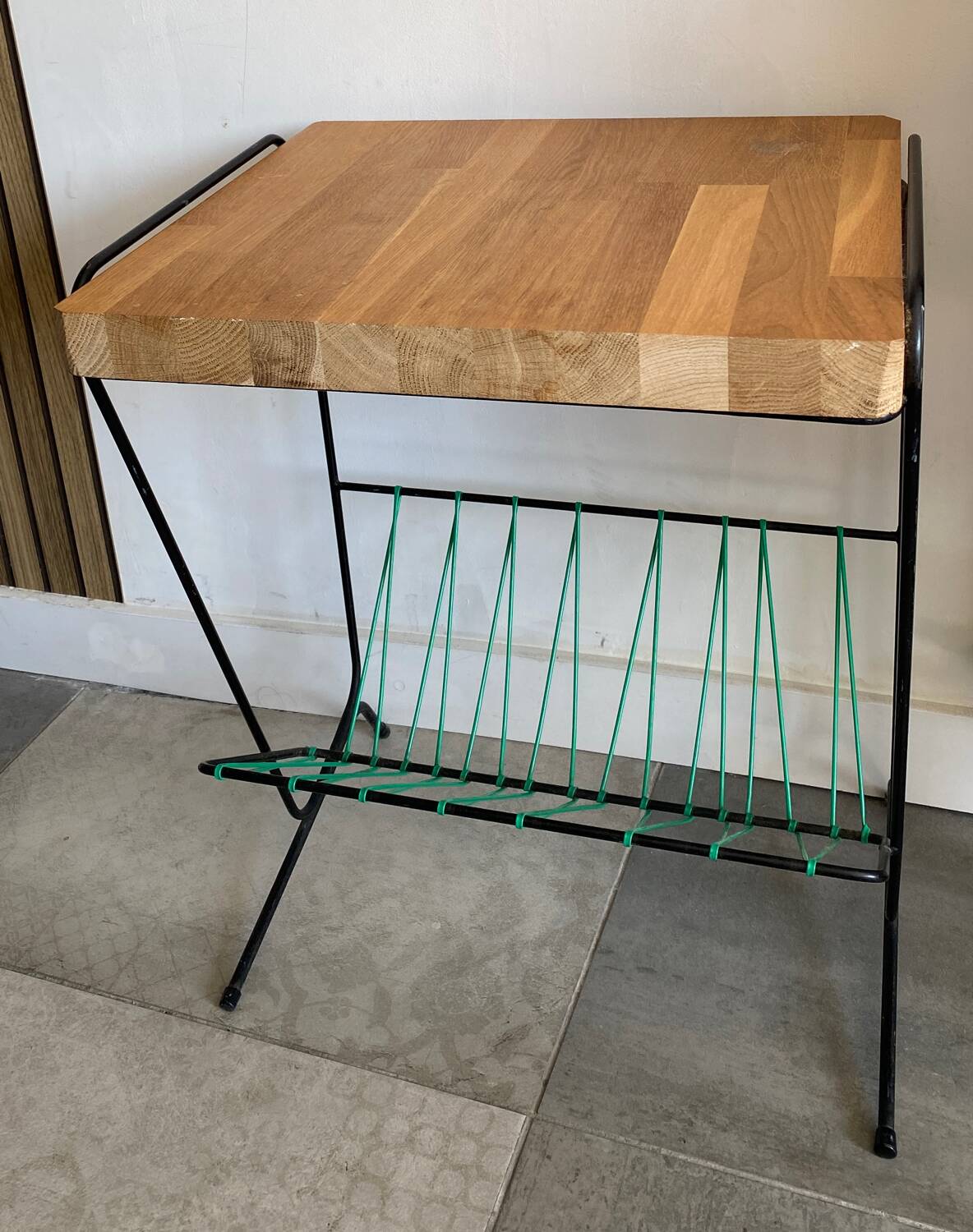 Scoubidou side table