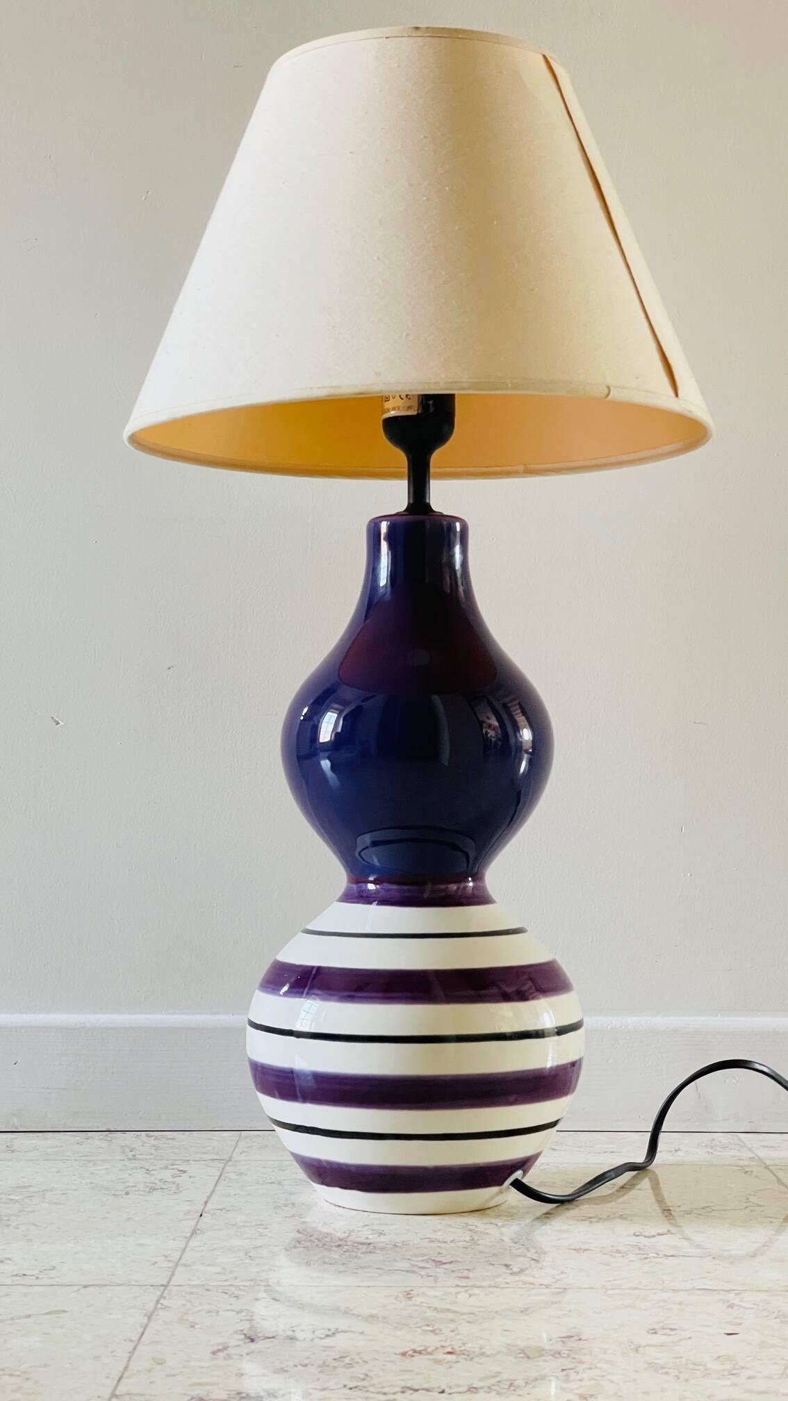 Ceramic lamp by Koralcoa