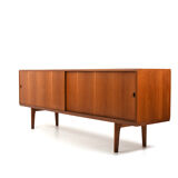 Mid Century fine Danish Sideboard in Oak 1960s.