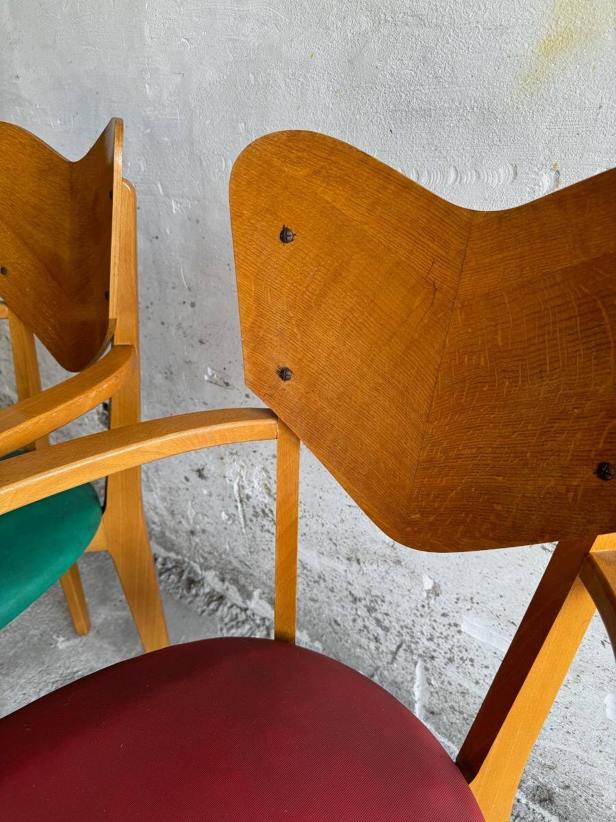 Ensemble de 6 chaises en forme de cœur de René-Jean Caillette, en bois courbé avec revêtement vert et bordeaux