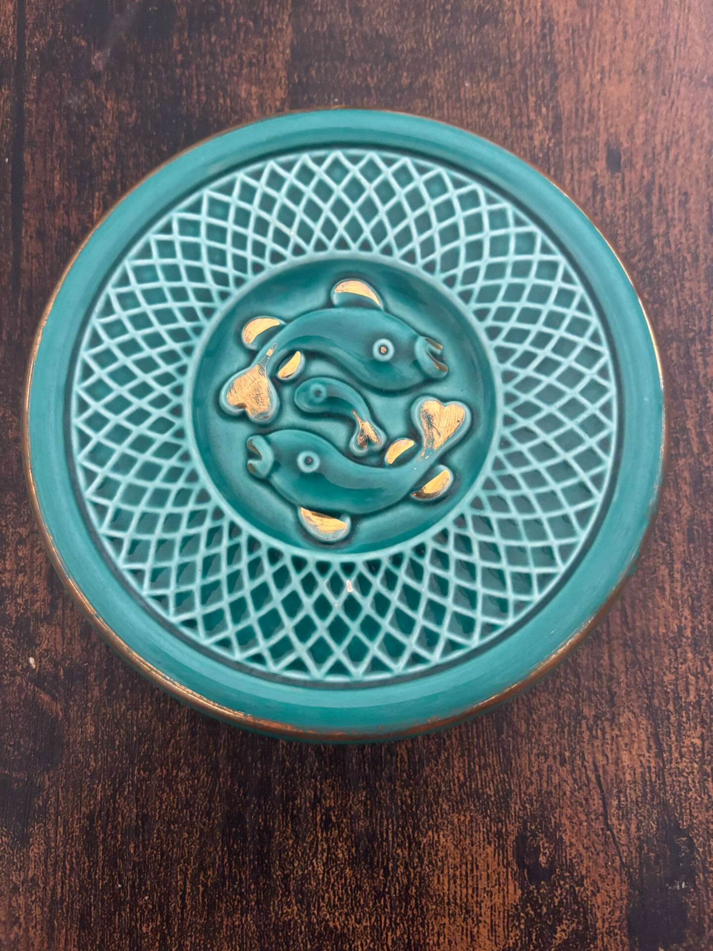 3 dessous-de-plat vintage en céramique turquoise à décor de poissons