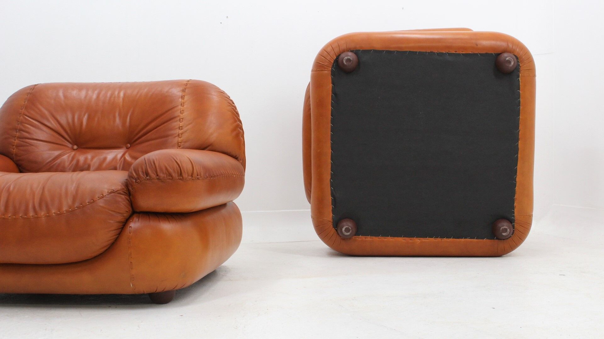 Sapporo cognac leather armchairs by Girgi 1970s