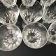 Set de 12 verres à vin cristal taillé