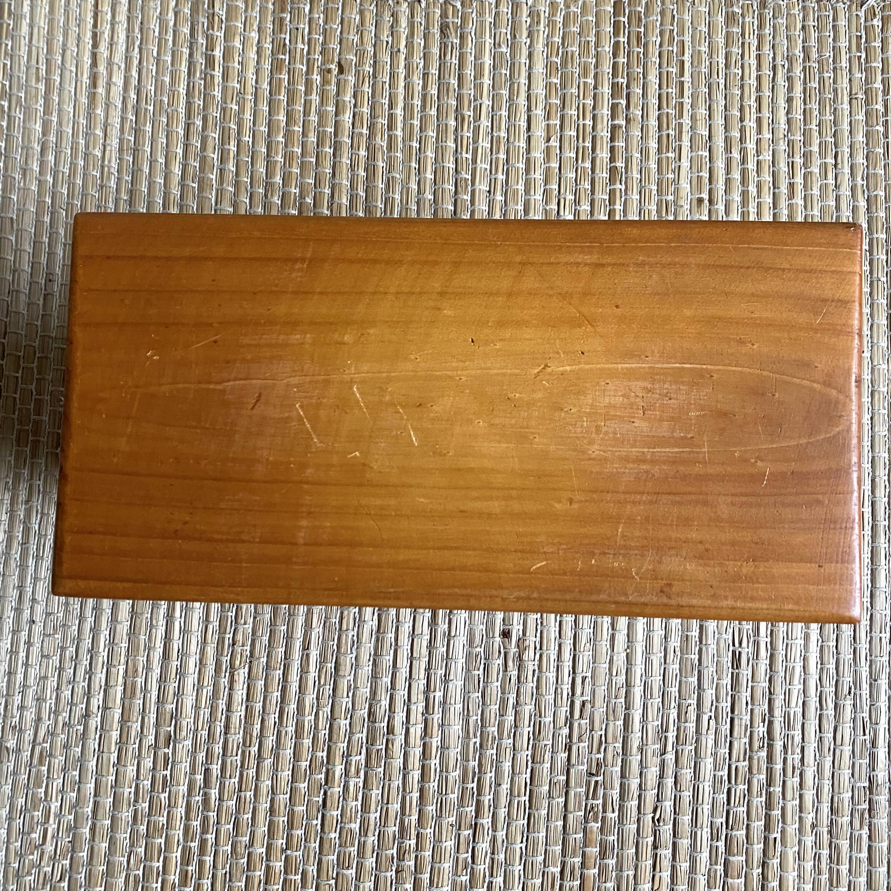 Tabouret bas ou porte plante