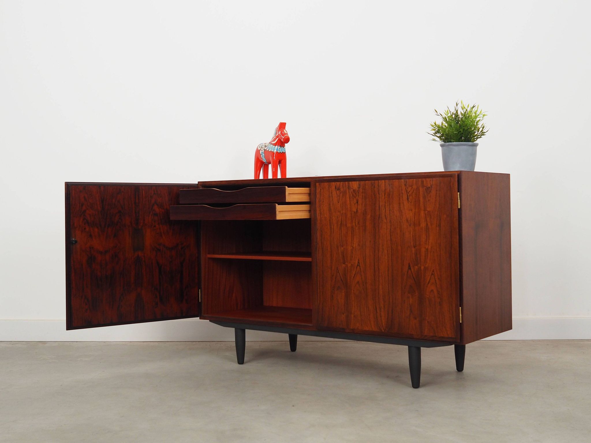 Meuble en palissandre, design danois, années 1970, fabriqué par Omann Jun