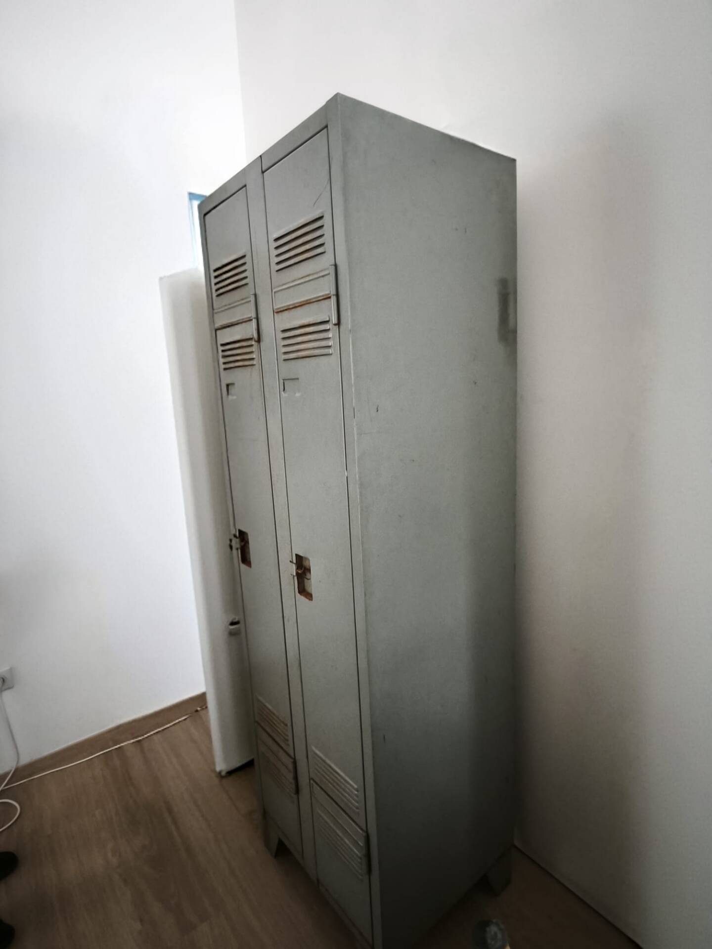 Industrial cloakroom