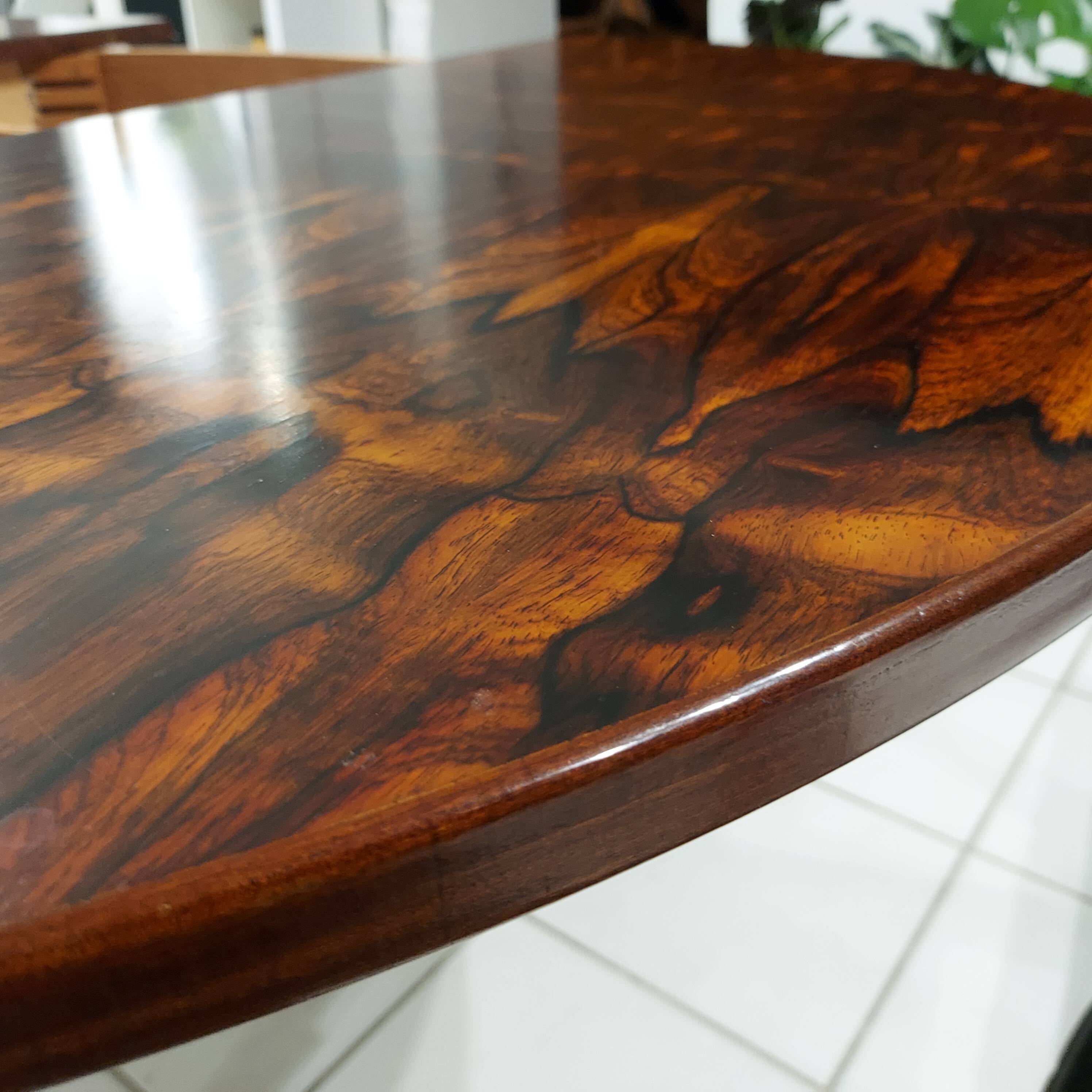 Scandinavian extendable rosewood table from the 1970s