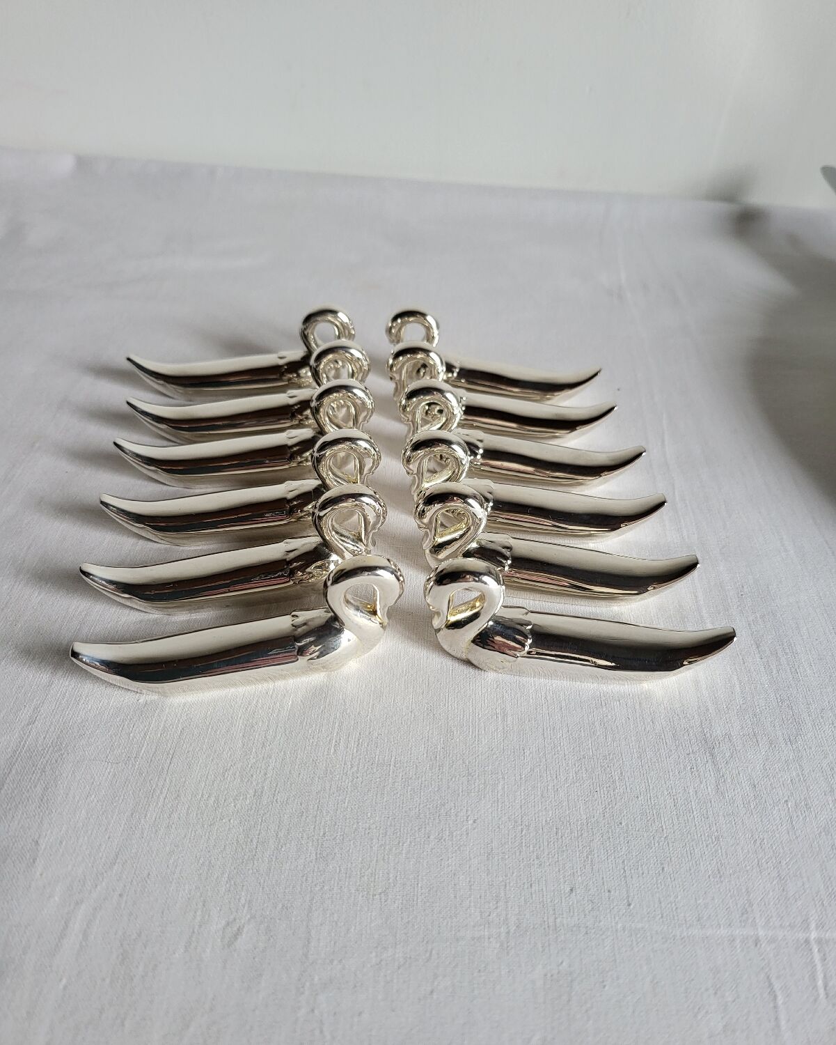 12 Silver-Plated Swan Knife Holders