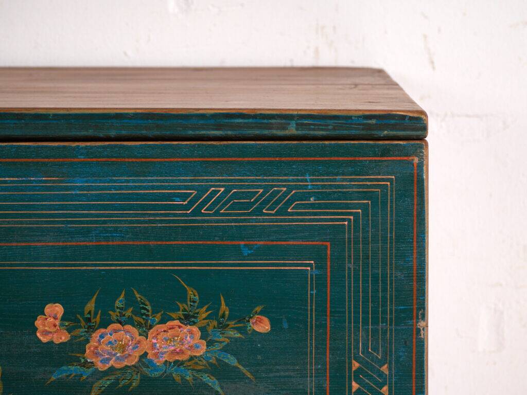 Antique Chinese chest in green lacquered elm – China, circa 1900