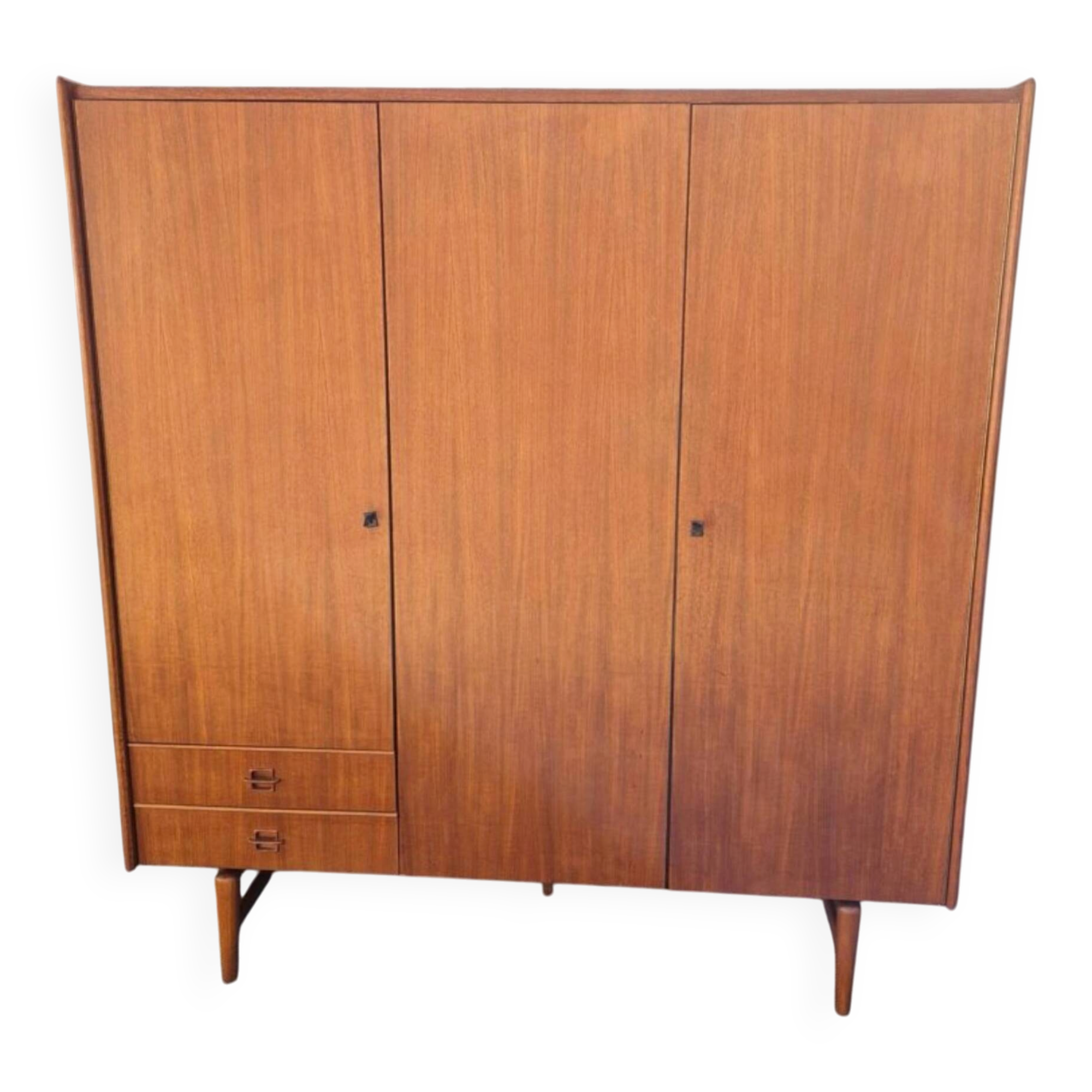 Beautiful Vintage Scandinavian Cabinet – 1970s – Teak