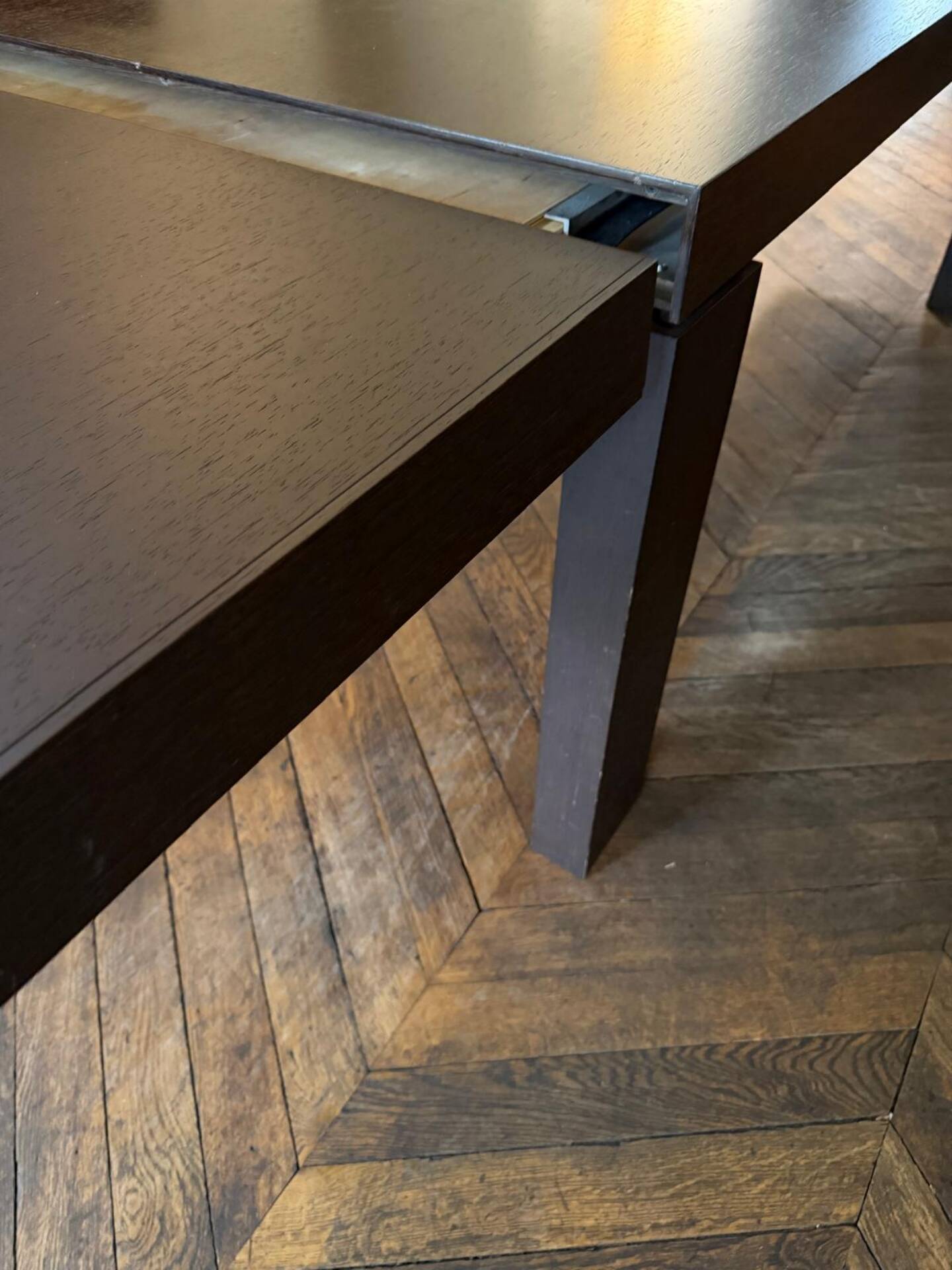 Table Extensible  Luca Meda Globo