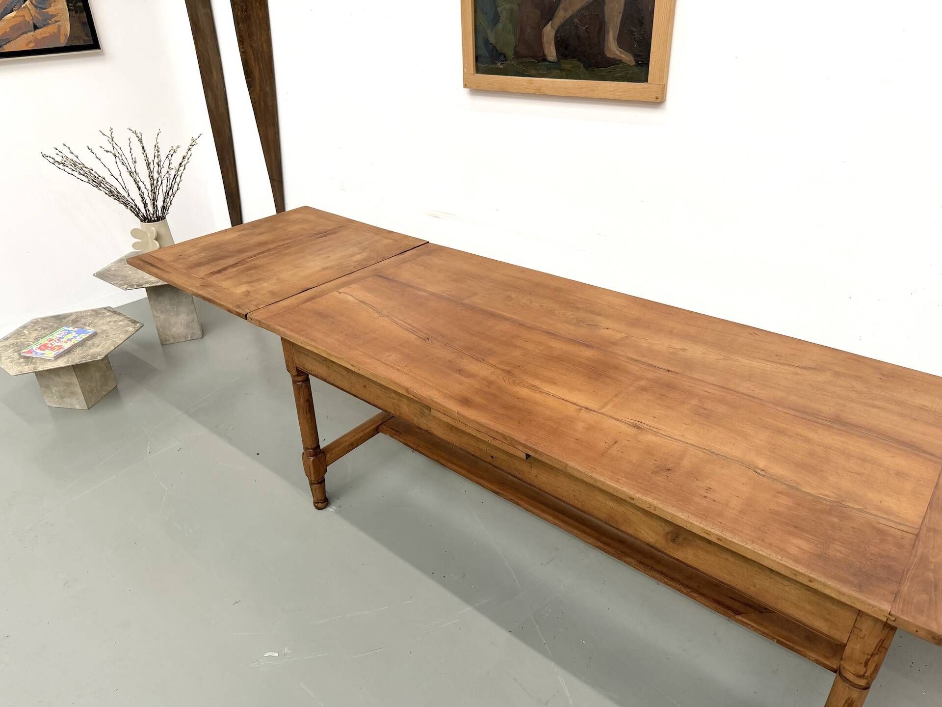Large extendable farmhouse table in solid cherry wood - 1900s