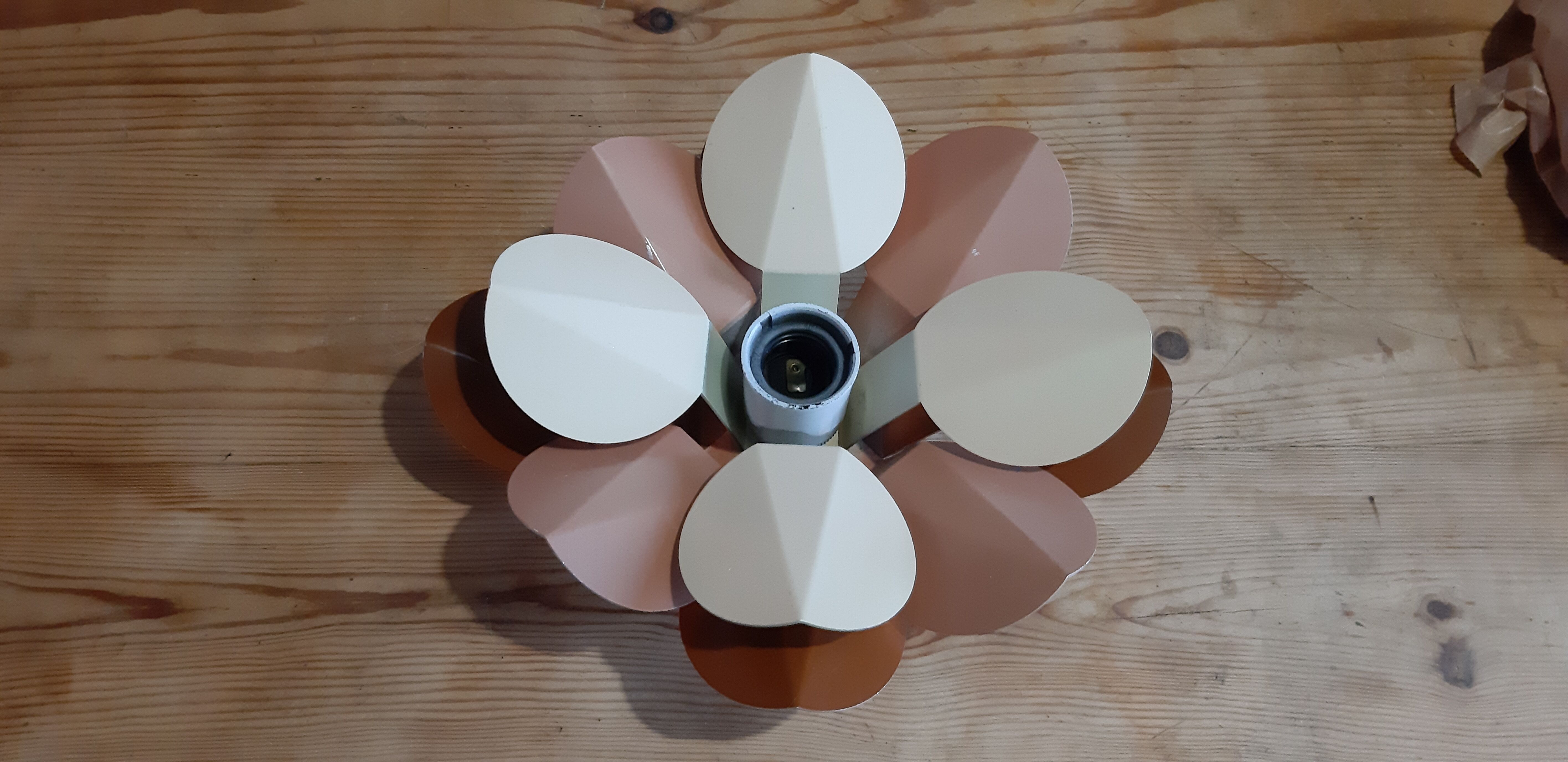 Vintage metal and chrome wall lamp " flower "