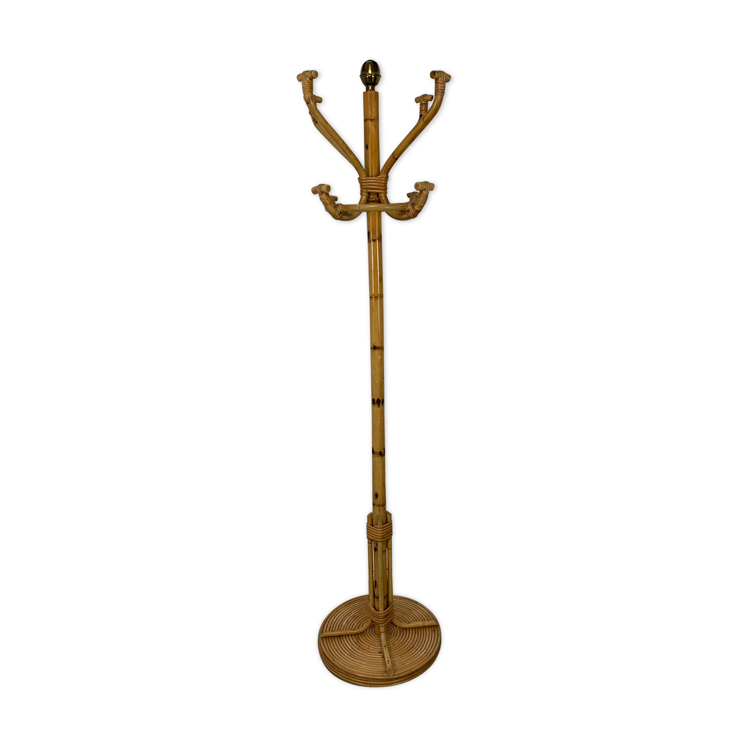 Rattan parrot coat rack and chic jungle style brass