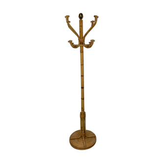 Rattan parrot coat rack and chic jungle style brass