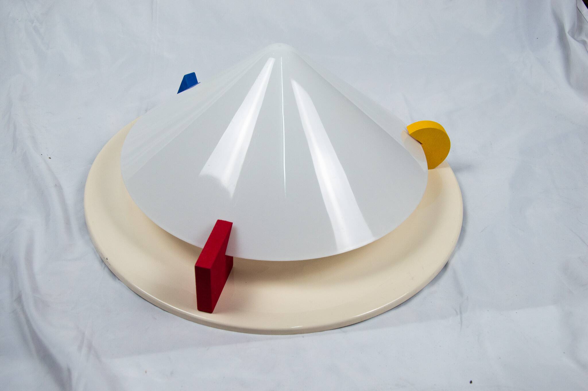 Applique/plafonnier ikea stoja — design rétro postmoderne coloré