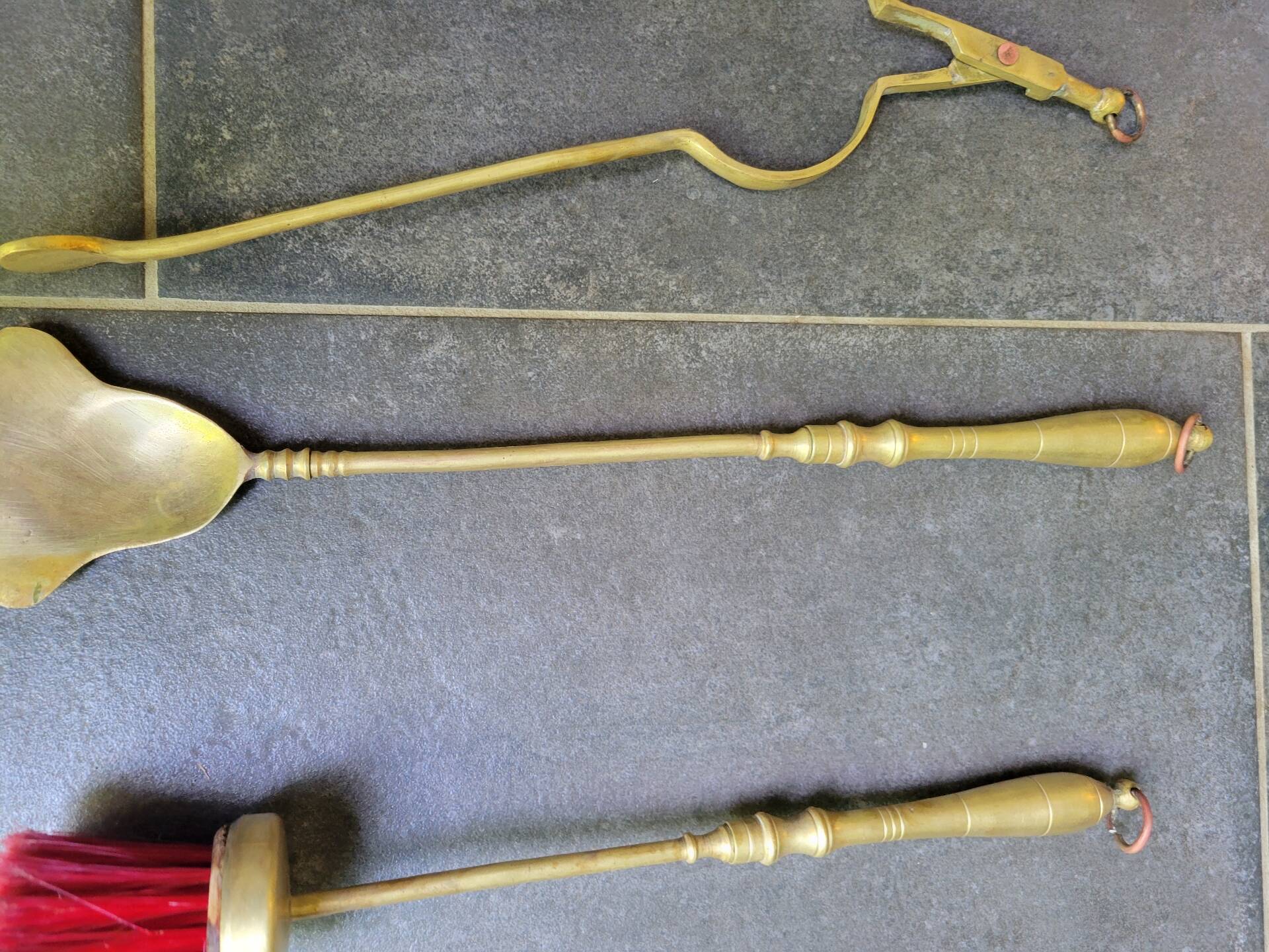Fireplace tool set in gilded bronze