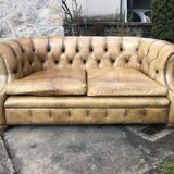 2-seater Chesterfield sofa in tan leather
