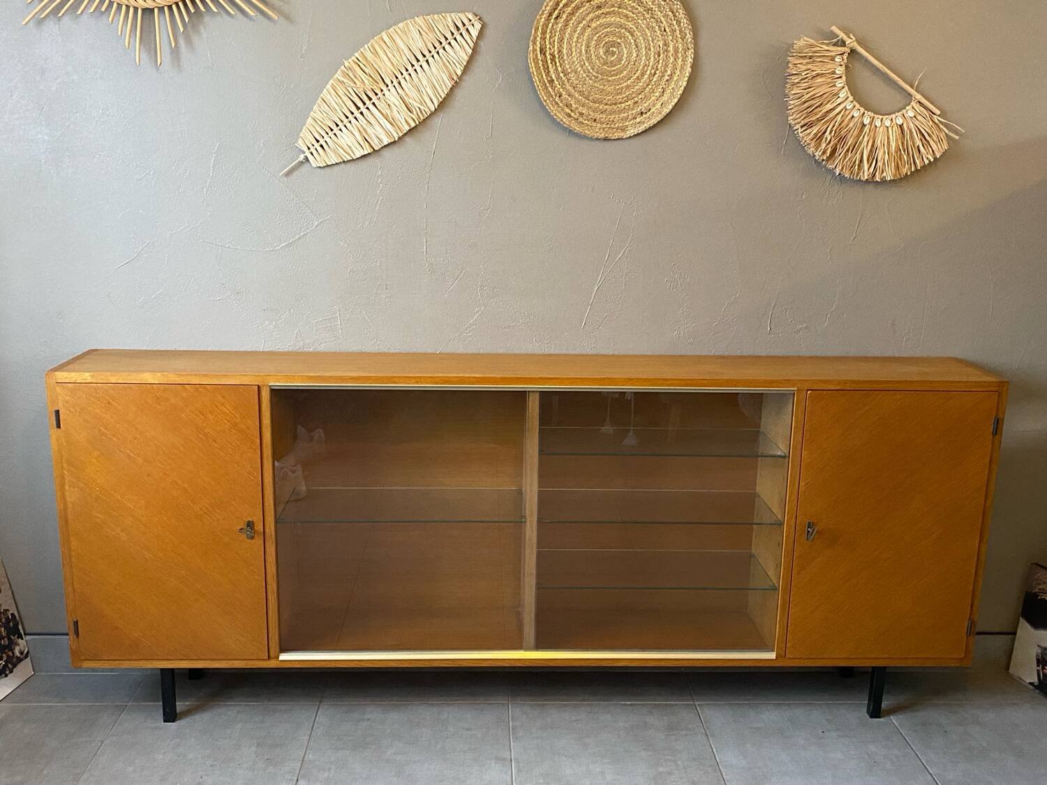 Vintage sideboard (shallow)