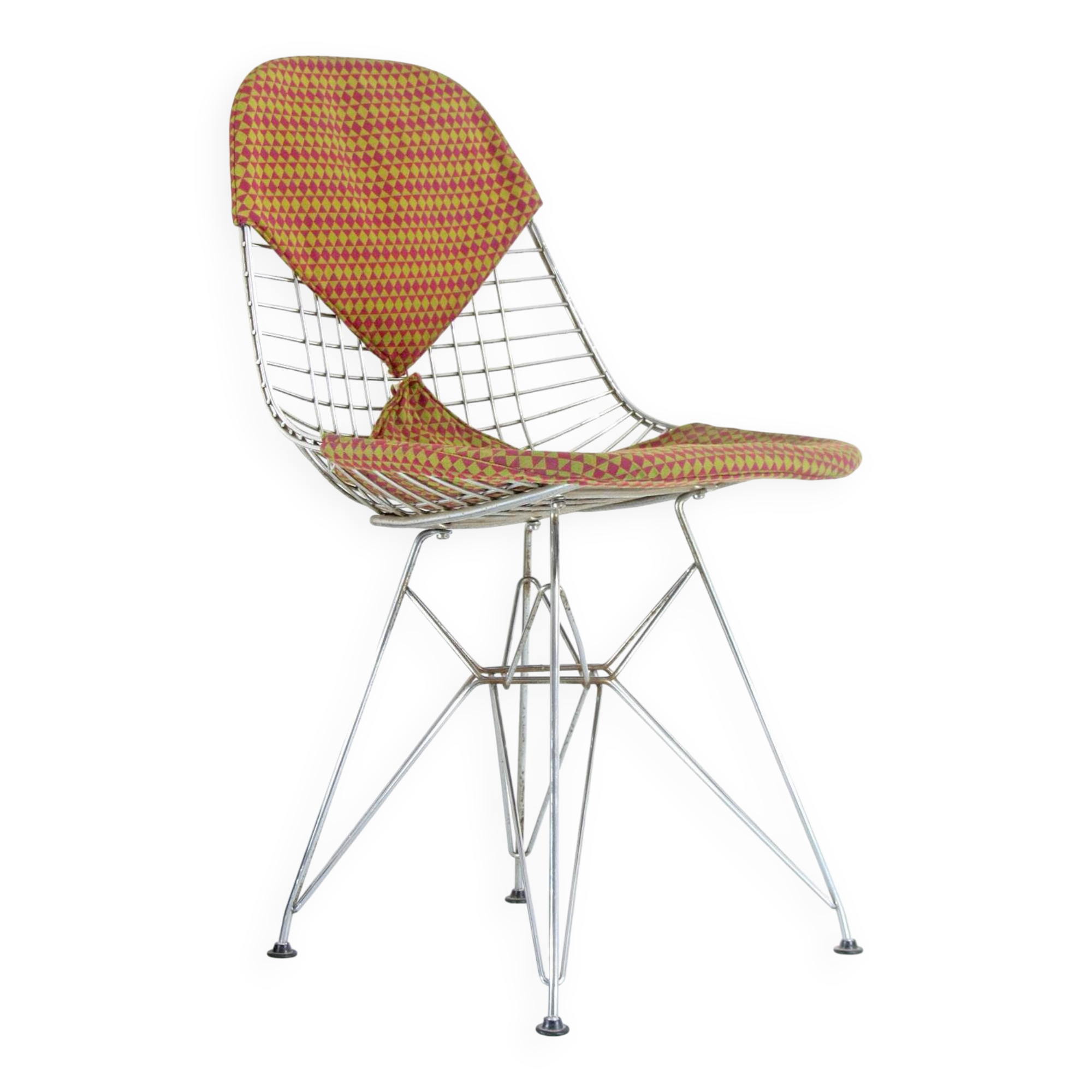 Eames DKR-2, Alexander Girard wire chair
