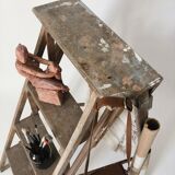 Wooden painter's stepladder