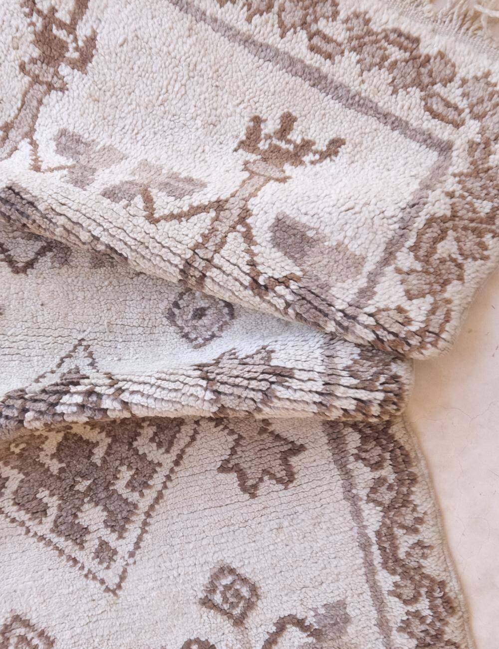 Azilal Beige Rug - 186 x 78 cm