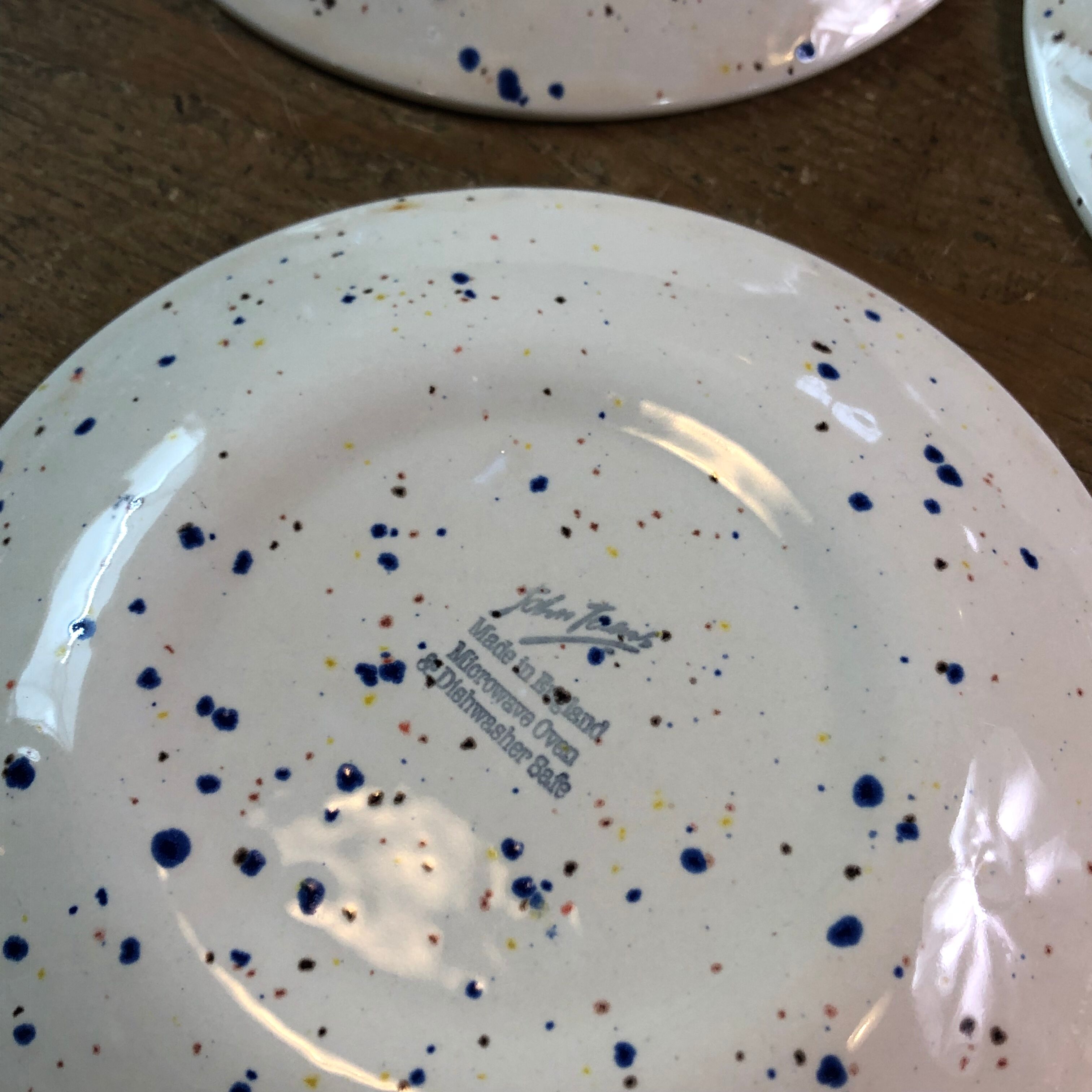 5 plates in English earthenware John Tams