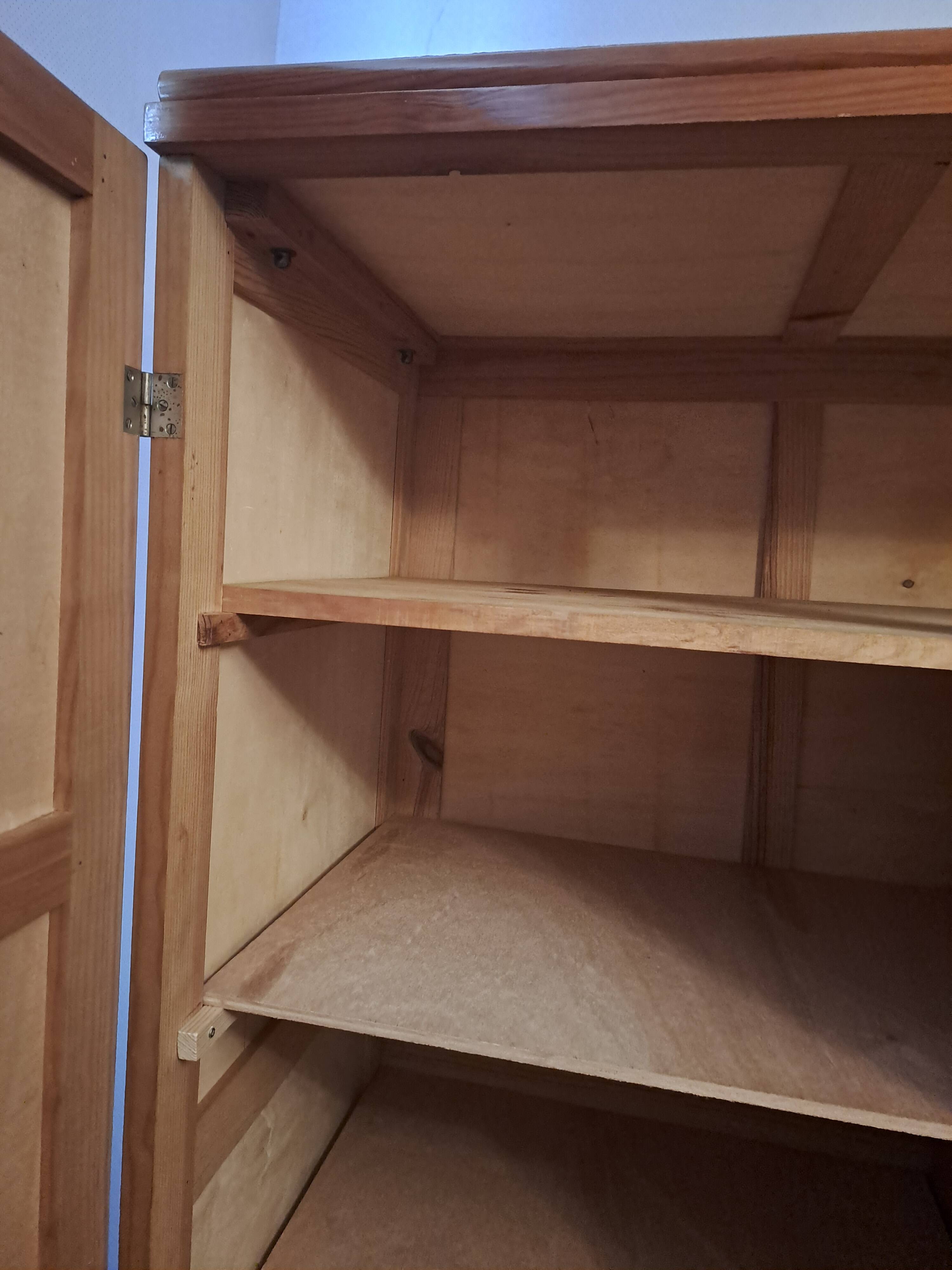 1930s Parisian wardrobe with compass feet