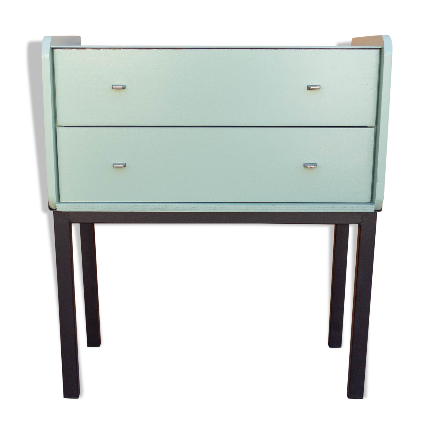 Vintage chest of drawers