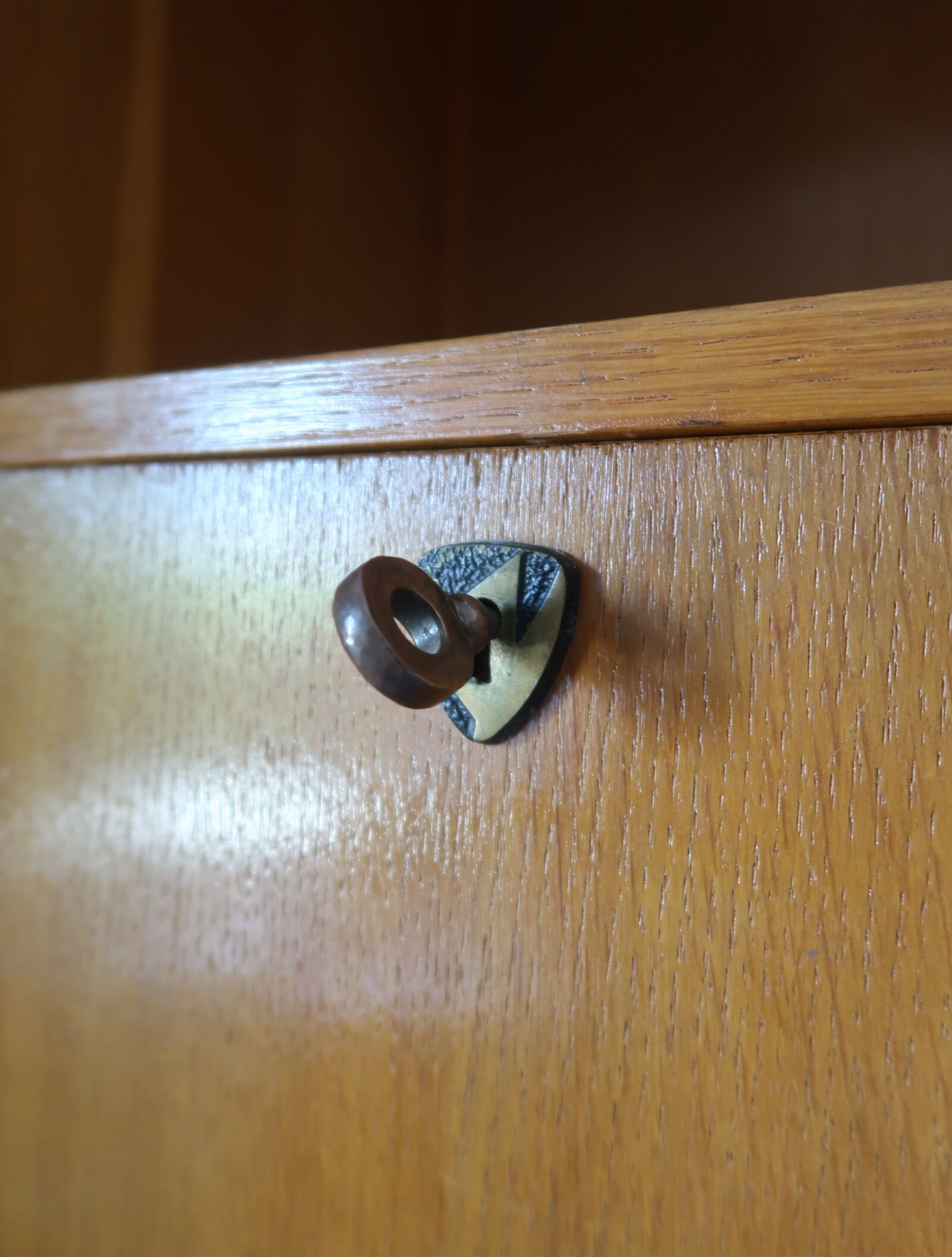 Armoire secrétaire