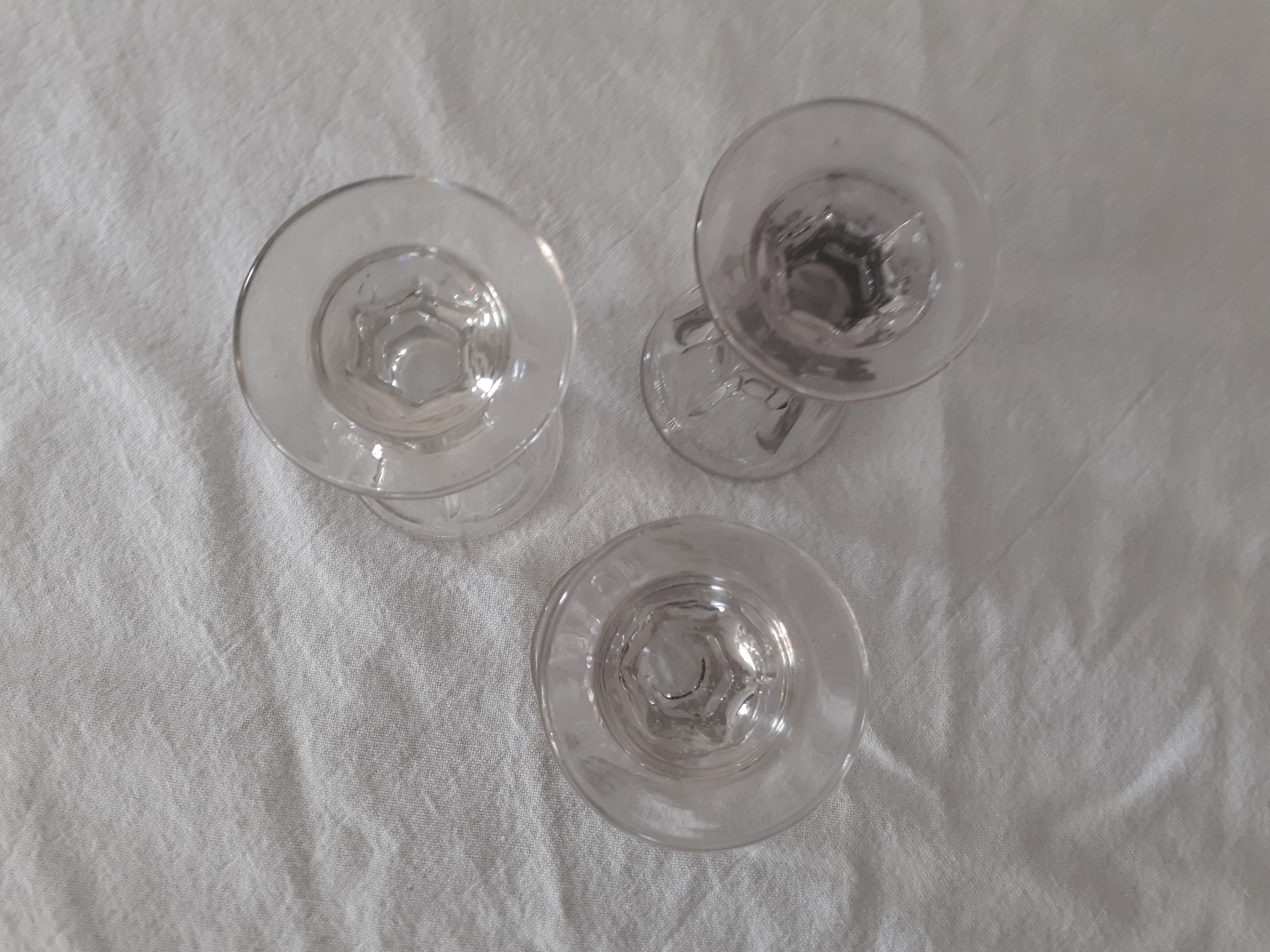 3 thick antique alcohol glasses bubbled deceptive bistro glass 19th