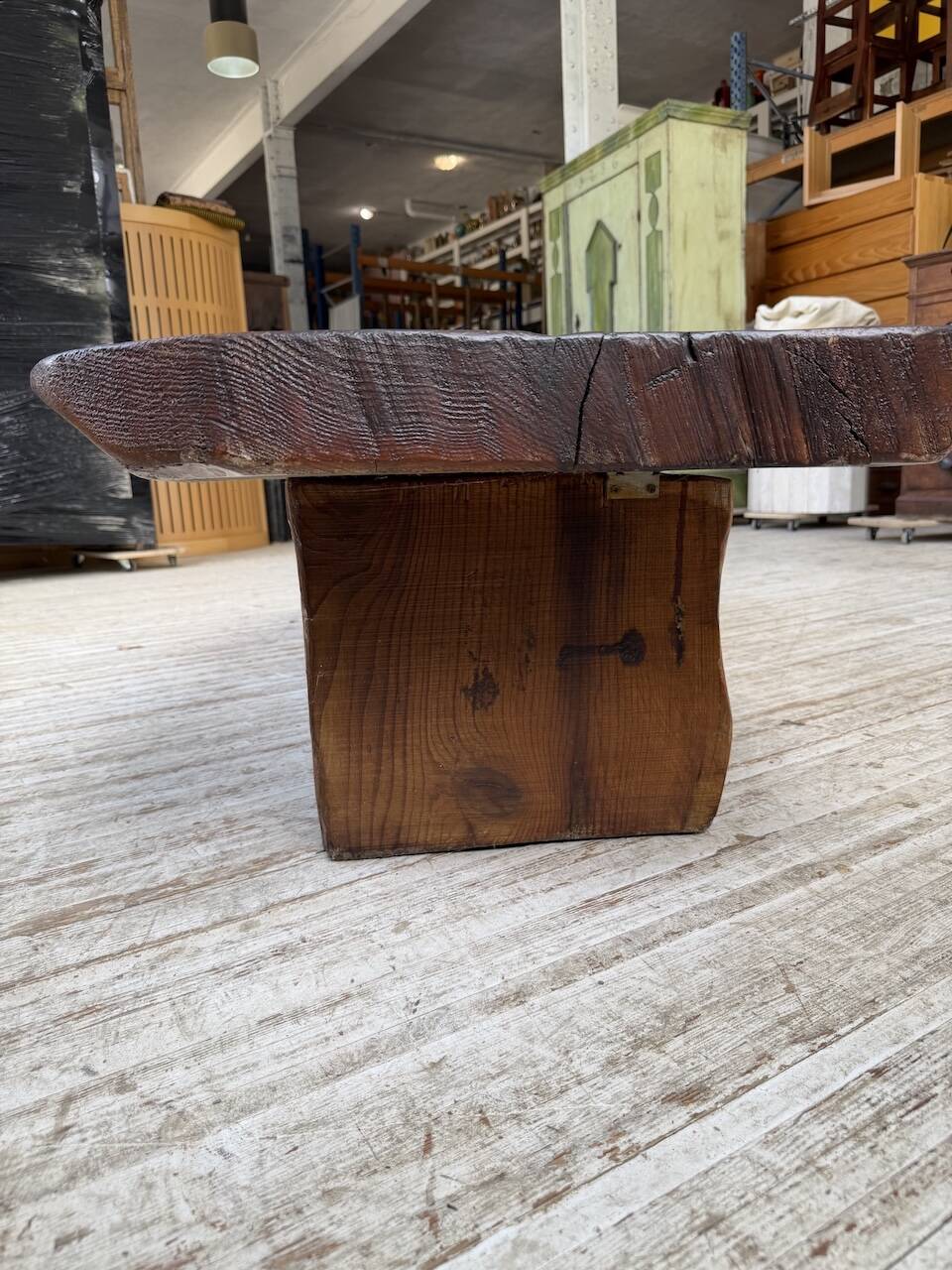 Table basse brutaliste artisanale 1950