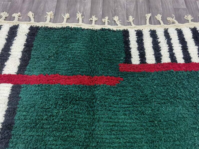 Magnifique tapis berbère vert décoré 200/300cm