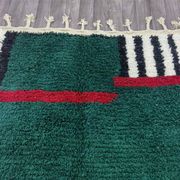 Magnifique tapis berbère vert décoré 200/300cm