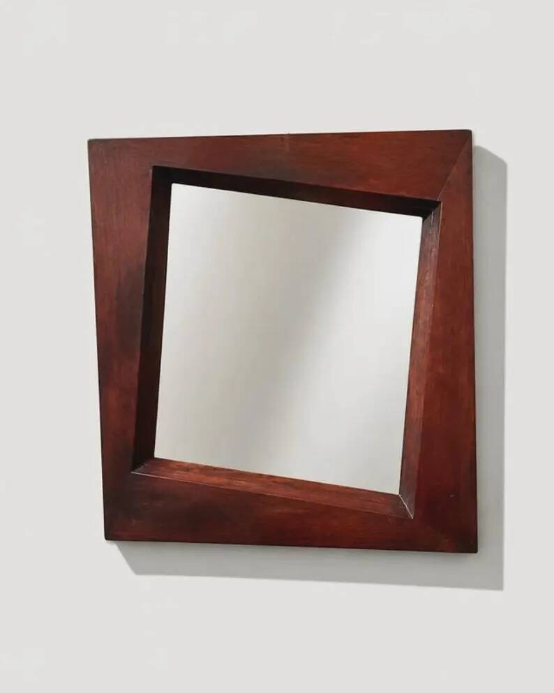 Grand miroir mural en bois exotique massif