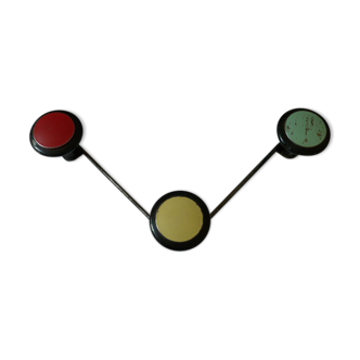 Vintage triangular-shaped wall coat holder 3 tricolour patères
