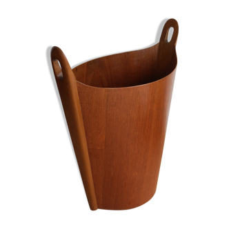 Teak waste paper designed by Einar Barnes For P S Heggen Norway