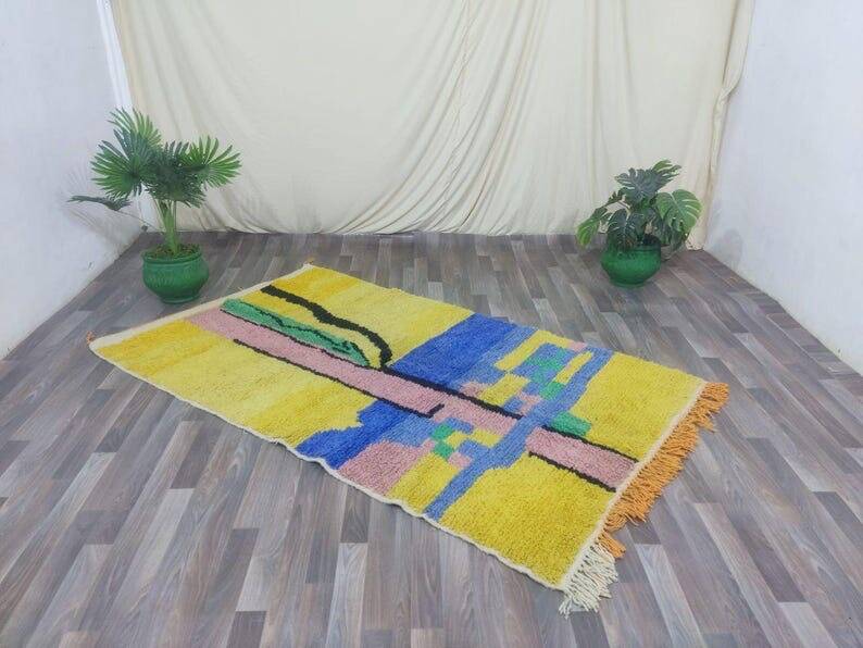 Handmade pure wool rug, size 2/3 m.