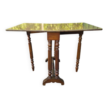 Table en noyer pliante "Gateleg"